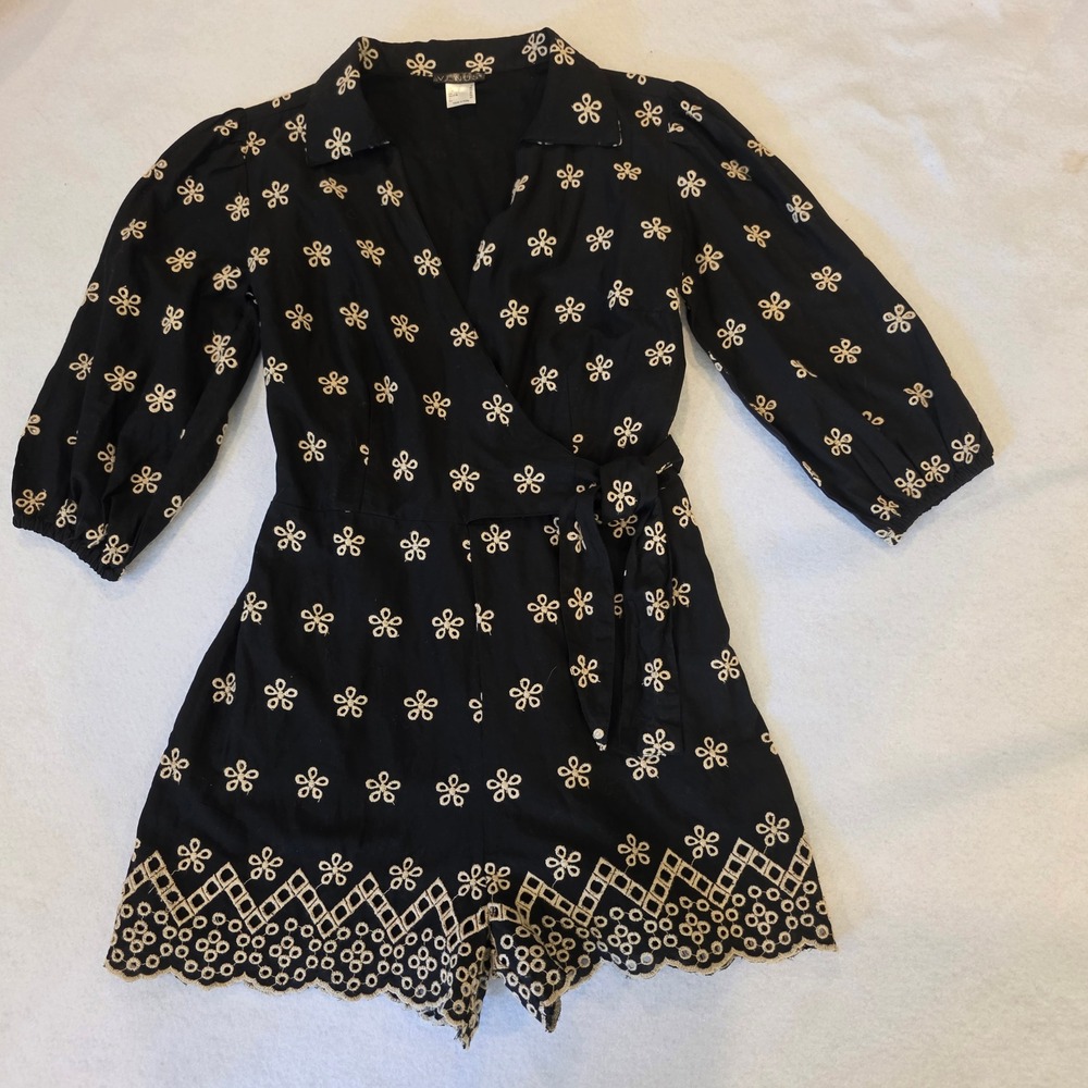 Venus Black Cotton Eyelet Embroidered Wrap Romper 3/4 Sleeve Size 4 Resort Party